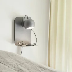 Frandsen Ball Væglampe Med USB Mat Grå