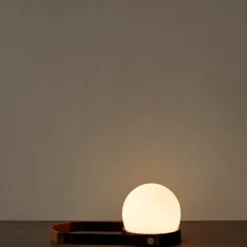 Menu Carrie Table Lamp, Bronzed Brass -Umage Salgsbutik 5709262049813 7