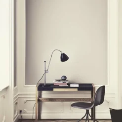 Gubi Bestlite BL1 Bordlampe -Umage Salgsbutik BL1TableLamp GUBI3DMeetingChairUnupholsteredSwivelBaseHirekShell 1600x1600 2