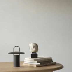 Menu Ray Table Lamp, Portable CE-ETL-UK -Umage Salgsbutik MENU Eclipse Desk Ray Table Lamp Portable