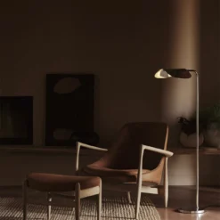 Menu Wing Floor Lamp - Default Title -Umage Salgsbutik MENU Elizabeth Loung Chair Ottoman Wing Floor Lamp
