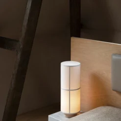 Menu Hashira Table Lamp, Ø18, Raw 14 Menu Hashira Table Lamp, Ø18, Raw -Umage Salgsbutik MENU Hashira Plinth Tablelamp 02