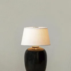 Menu Torso Table Lamp, Portable, Ø11,7, -Umage Salgsbutik MENU Torso Table Lamp Portable 10