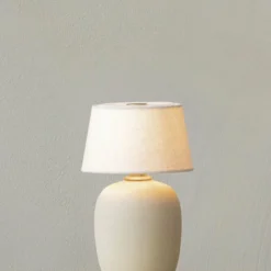Menu Torso Table Lamp, Portable, Ø11,7, -Umage Salgsbutik MENU Torso Table Lamp Portable 8 1